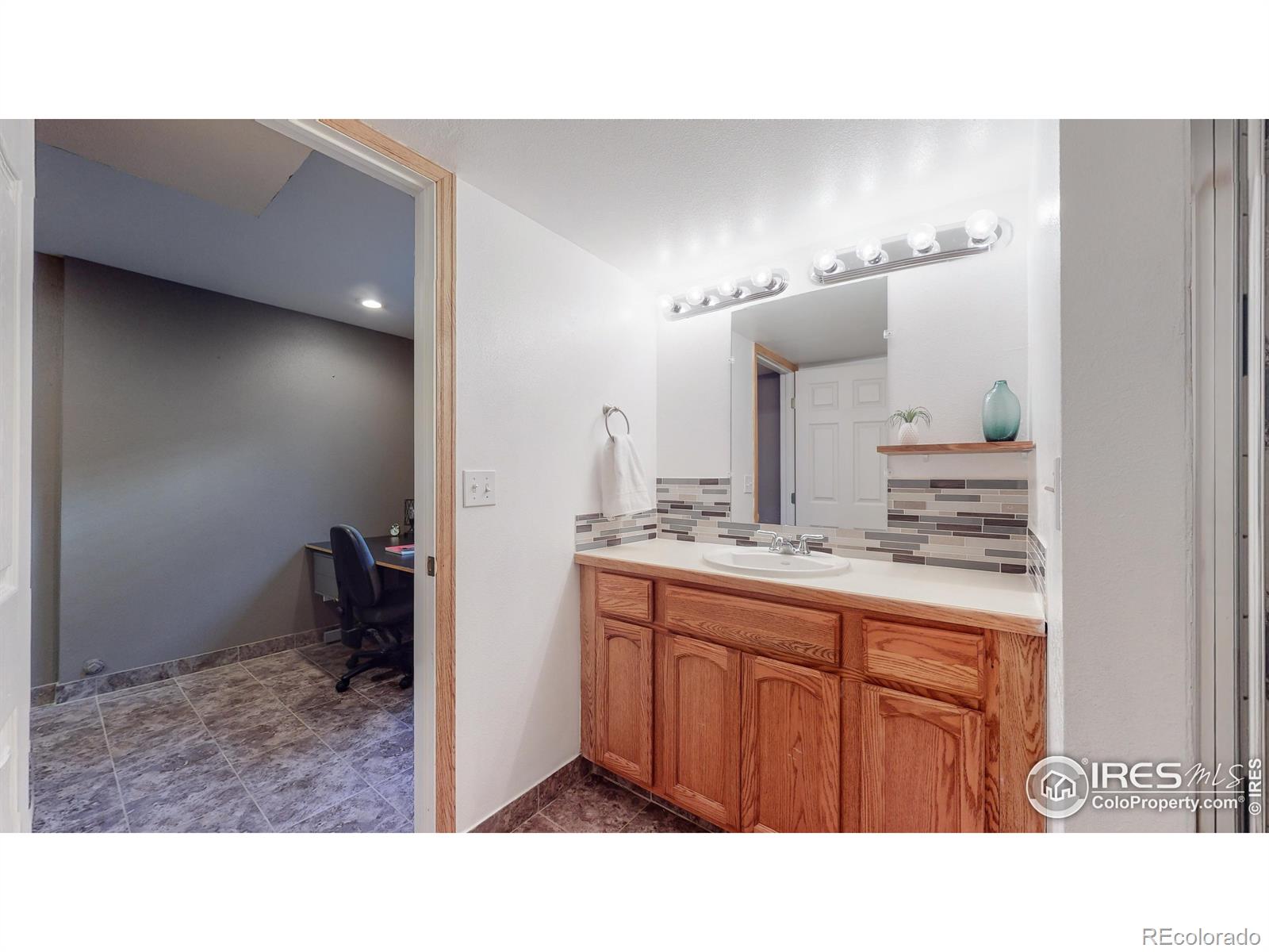 MLS Image #33 for 905 e 4th st rd,eaton, Colorado