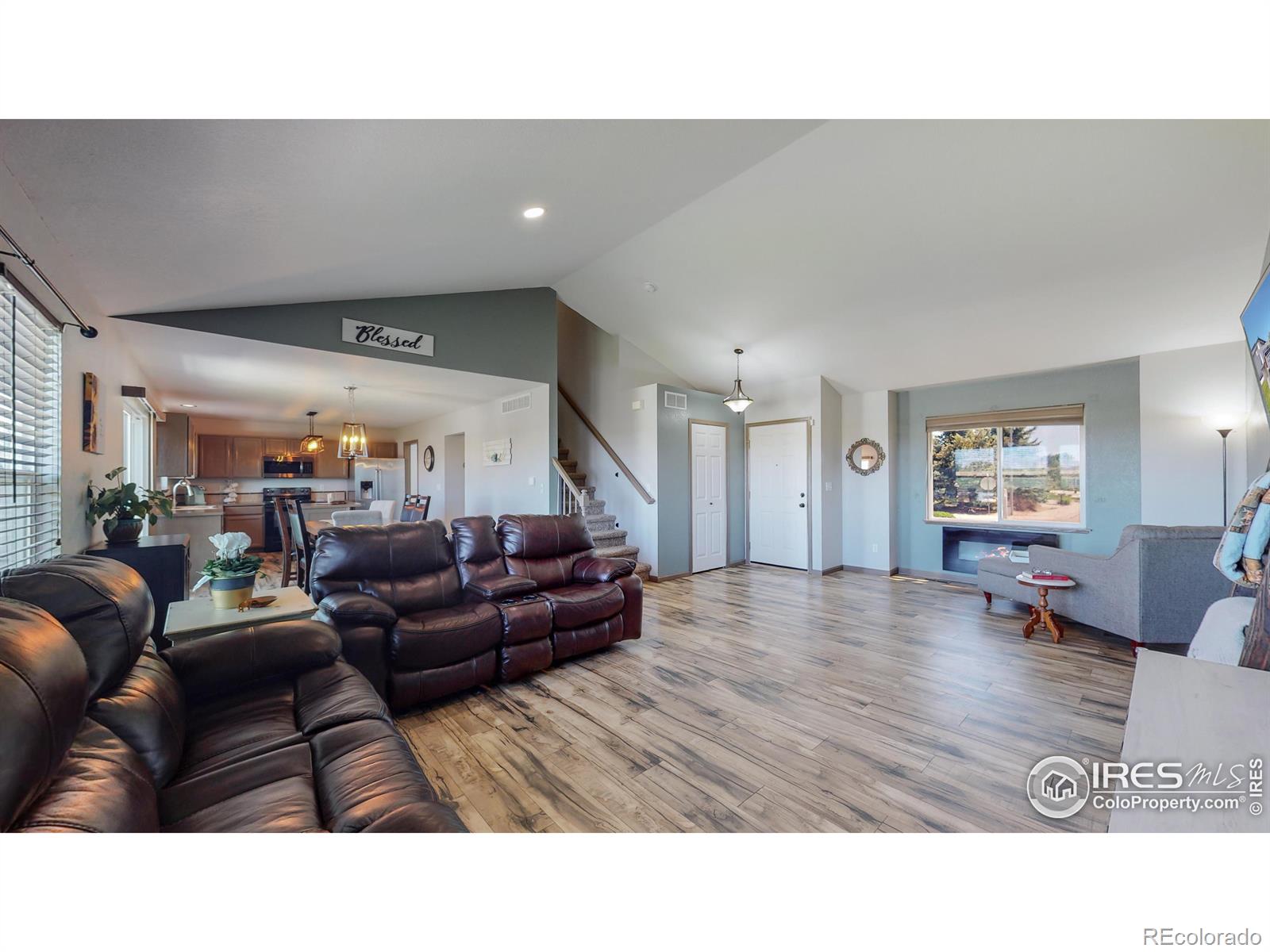 MLS Image #4 for 905 e 4th st rd,eaton, Colorado