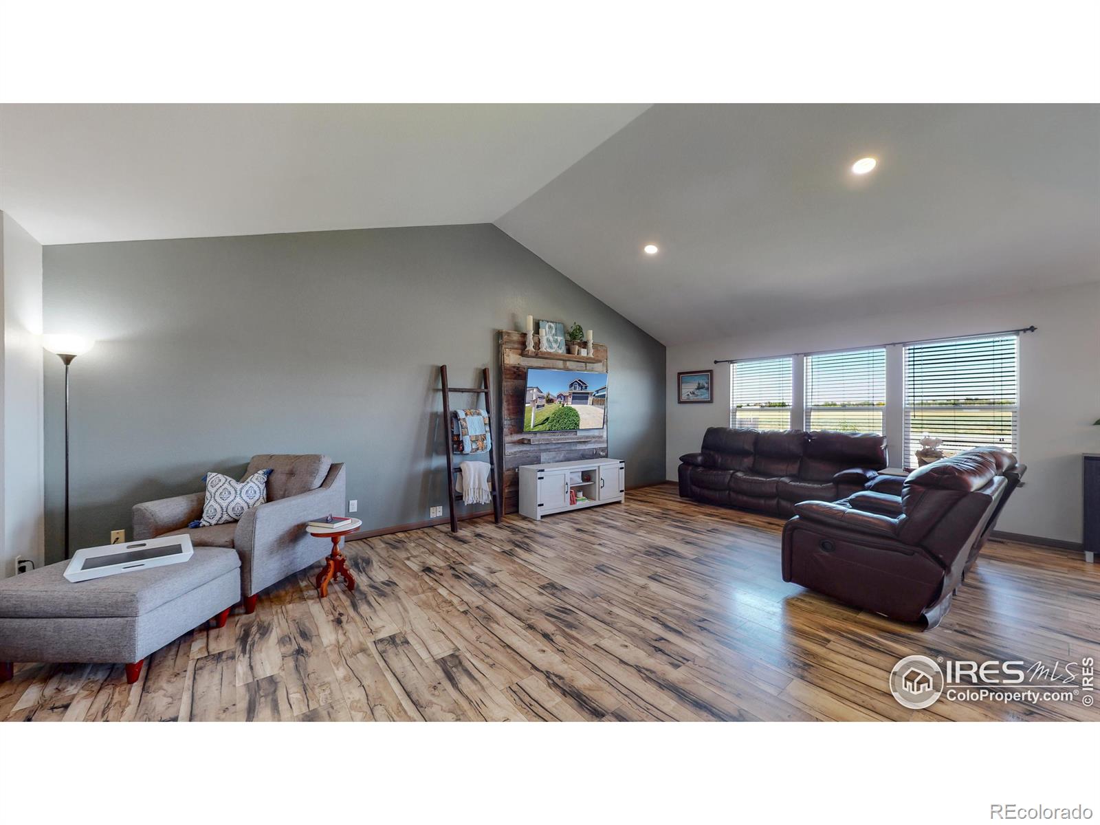 MLS Image #5 for 905 e 4th st rd,eaton, Colorado