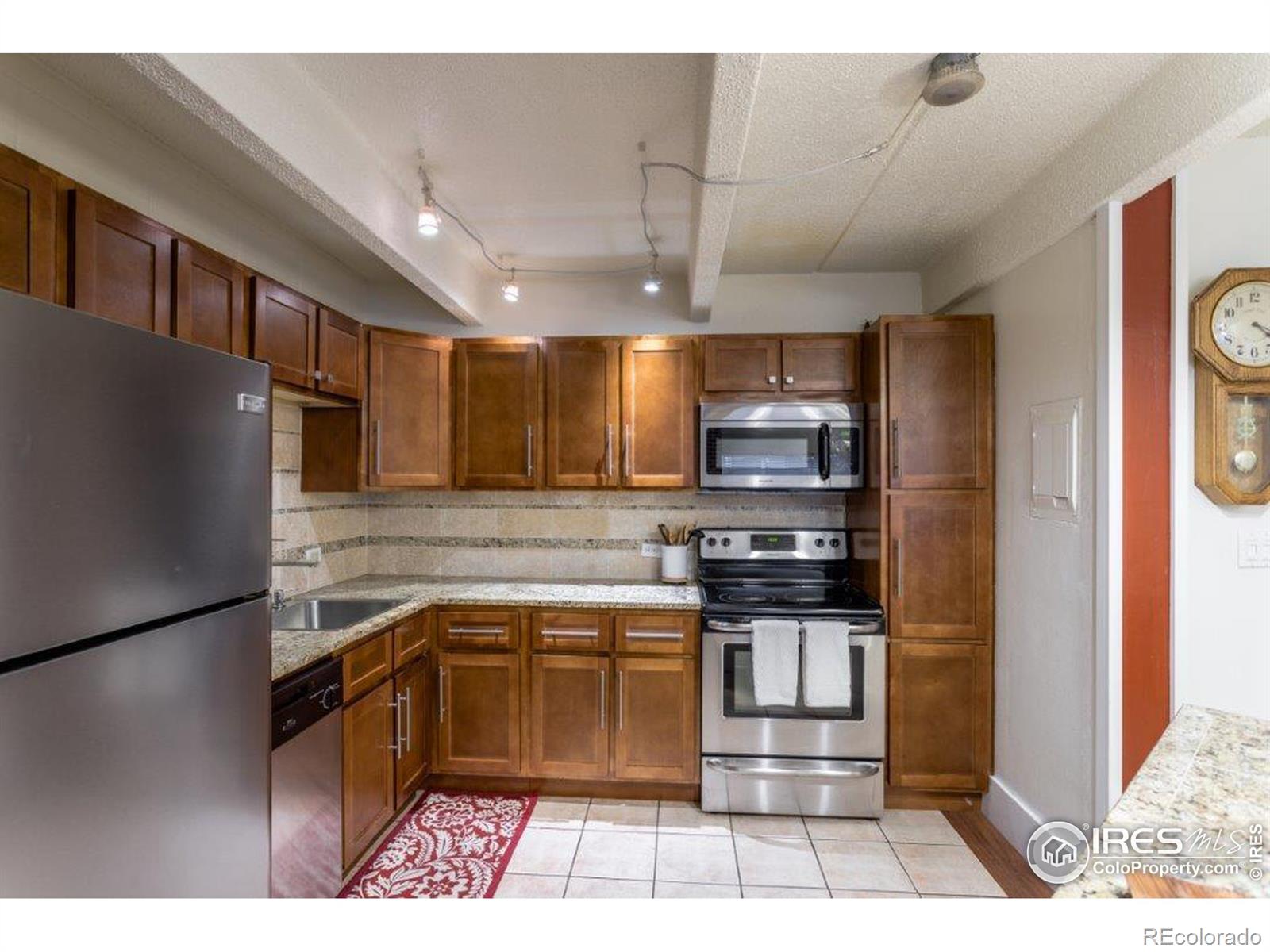 MLS Image #3 for 555 e 10th avenue,denver, Colorado