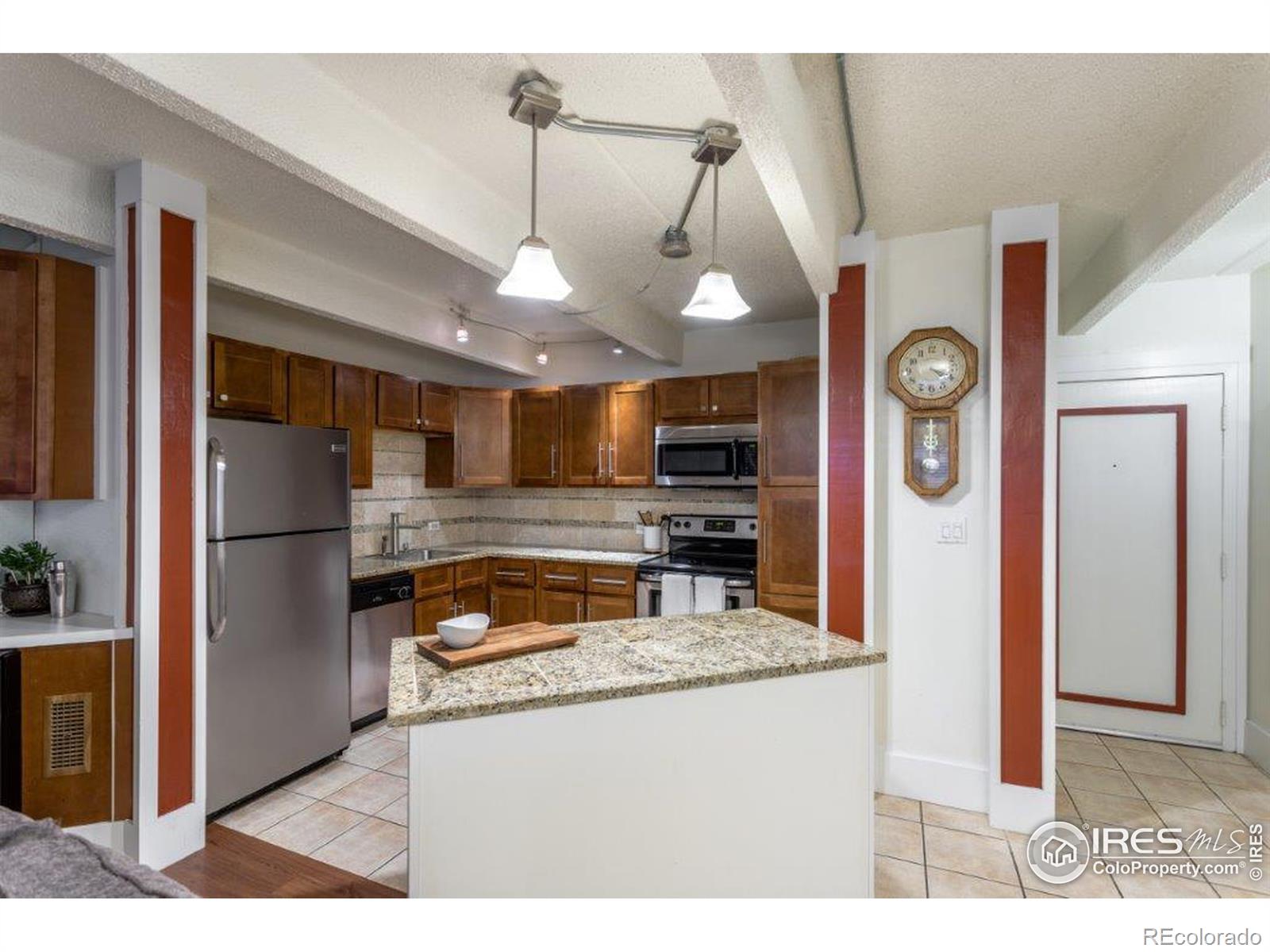 MLS Image #4 for 555 e 10th avenue,denver, Colorado