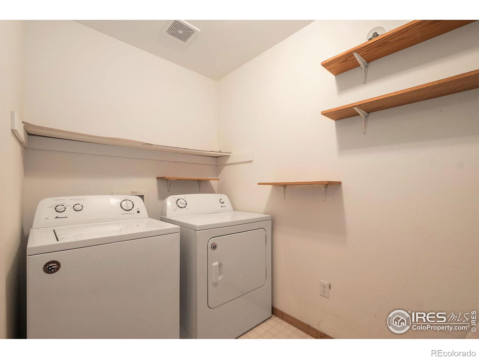 MLS Image #16 for 3626  wild horse court,loveland, Colorado