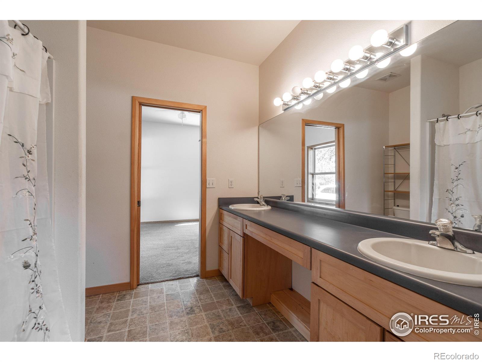 MLS Image #18 for 461  pine acres way,bellvue, Colorado