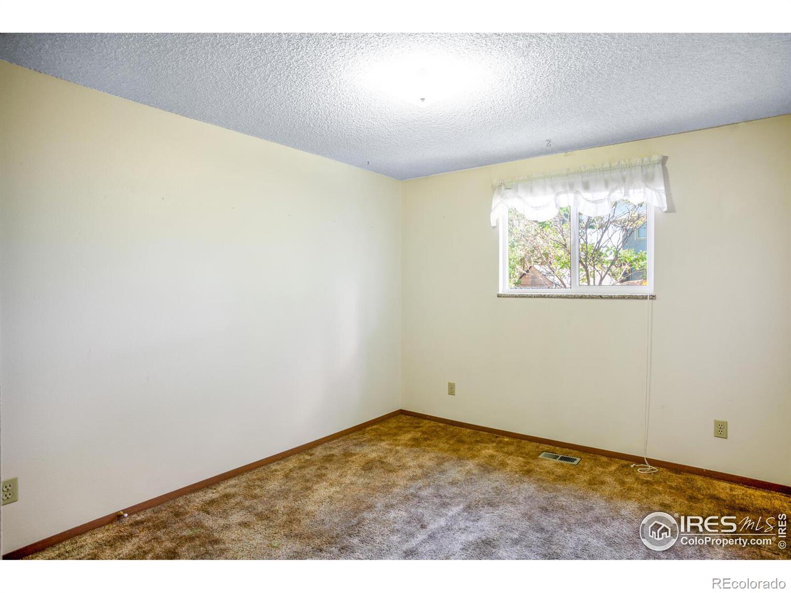 MLS Image #15 for 654  peggy court,loveland, Colorado