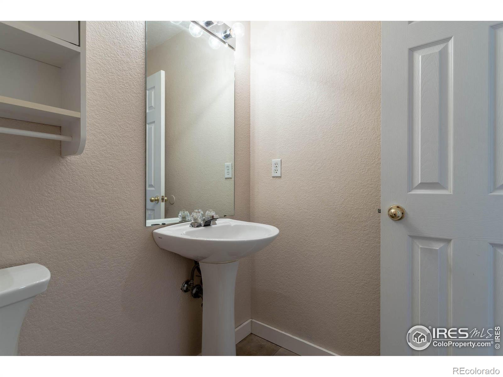 MLS Image #10 for 1130  james circle,lafayette, Colorado