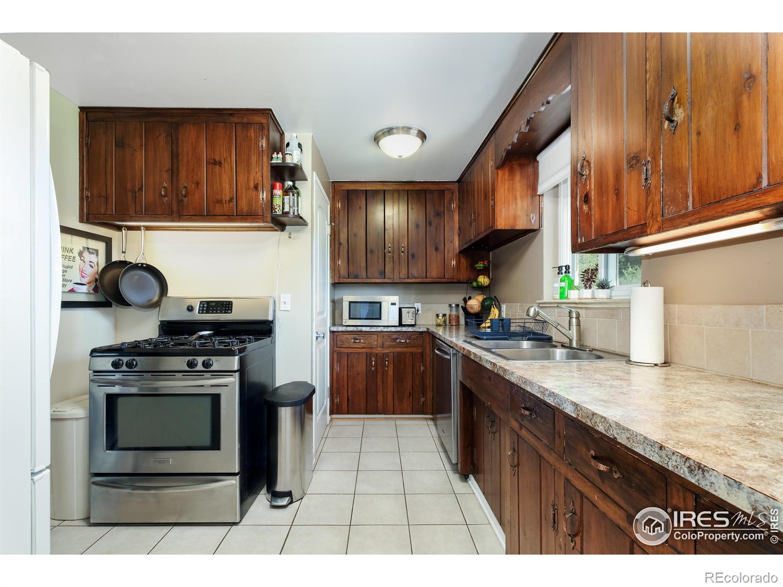 MLS Image #12 for 5410  everett court,arvada, Colorado