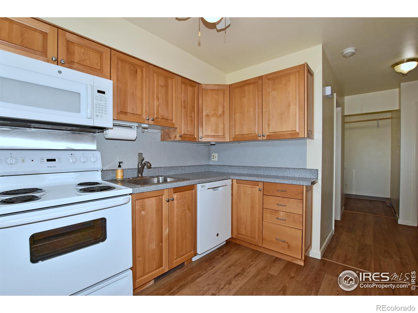 MLS Image #20 for 411 e drake road,fort collins, Colorado