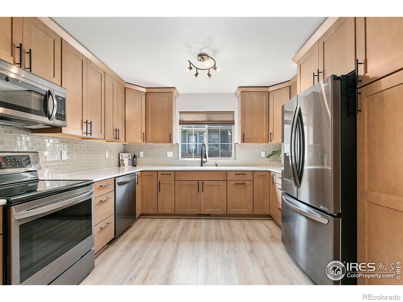MLS Image #4 for 956  richmond drive,fort collins, Colorado