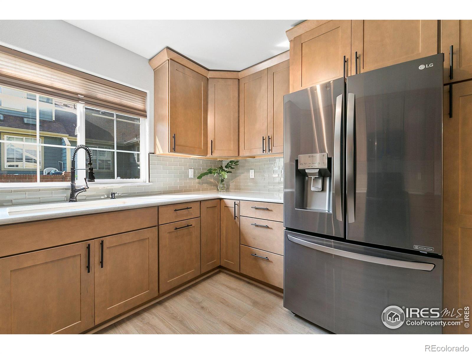 MLS Image #5 for 956  richmond drive,fort collins, Colorado