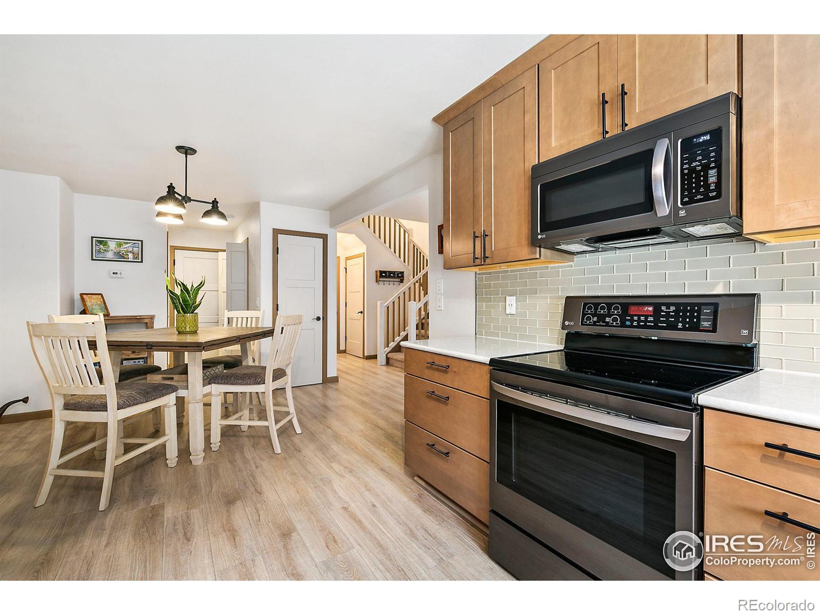 MLS Image #6 for 956  richmond drive,fort collins, Colorado