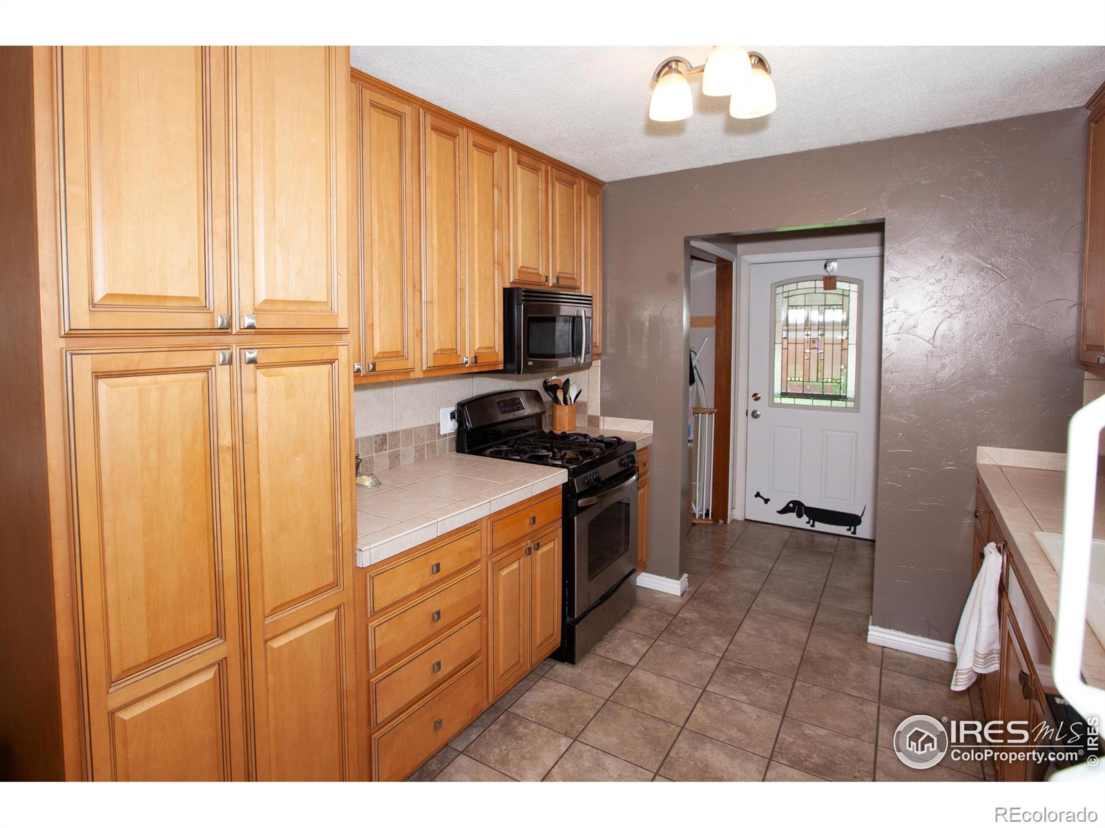 MLS Image #12 for 911  heather street,sterling, Colorado