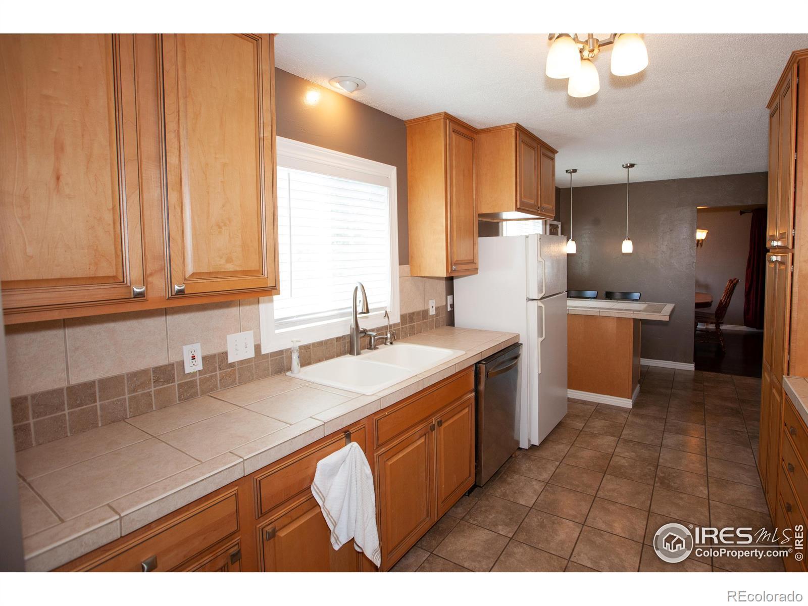 MLS Image #7 for 911  heather street,sterling, Colorado