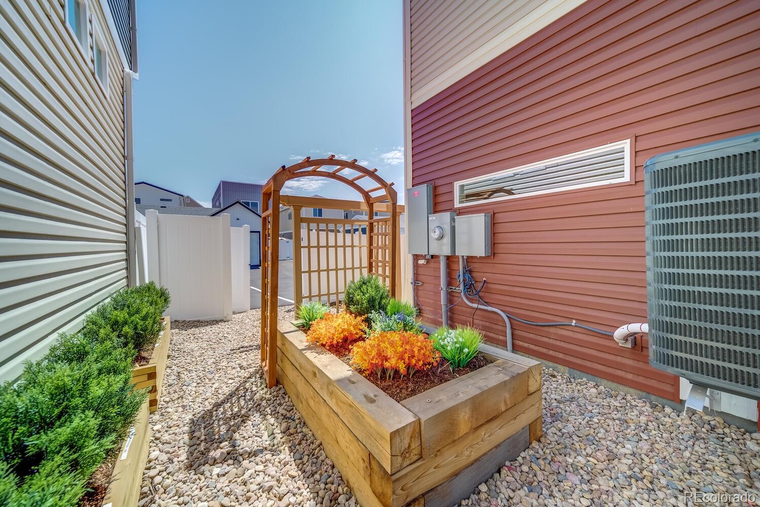 MLS Image #24 for 5432 n tower road,denver, Colorado