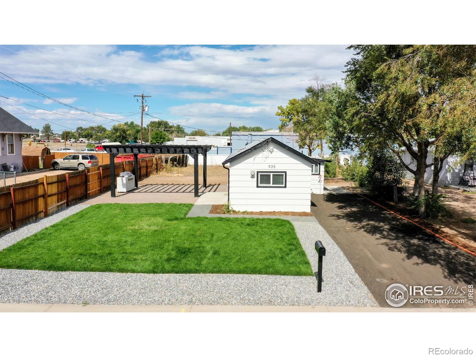 MLS Image #12 for 935  c street,greeley, Colorado