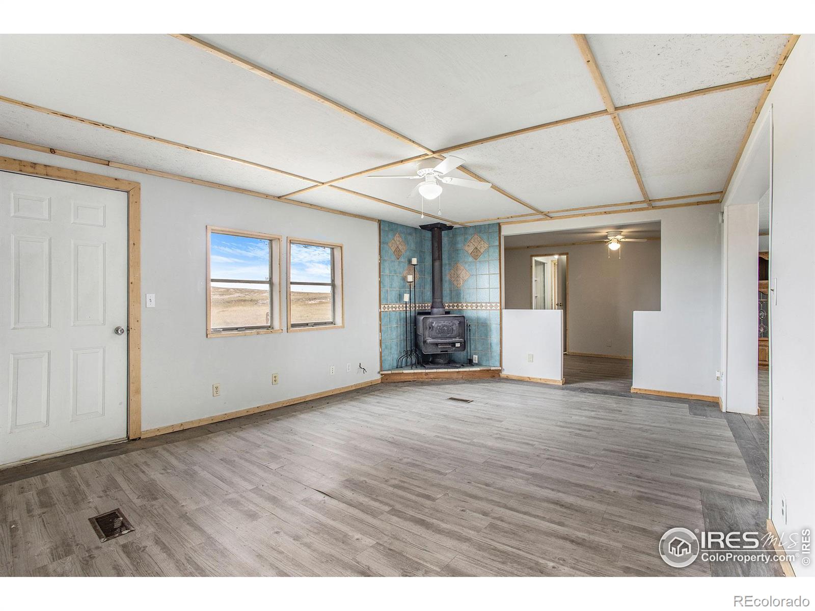 MLS Image #14 for 47986  county road 122 ,grover, Colorado