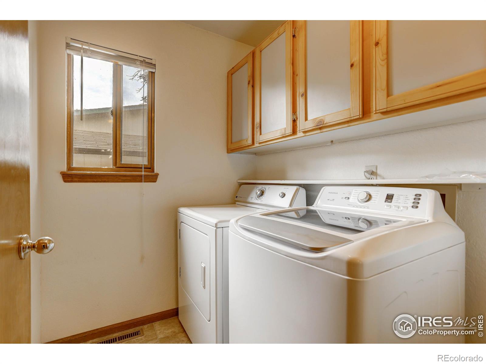 MLS Image #23 for 3525  dark star court,fort collins, Colorado