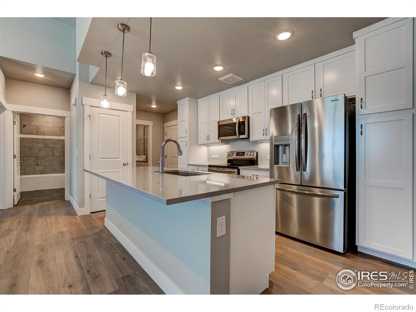 MLS Image #3 for 255  high point drive,longmont, Colorado
