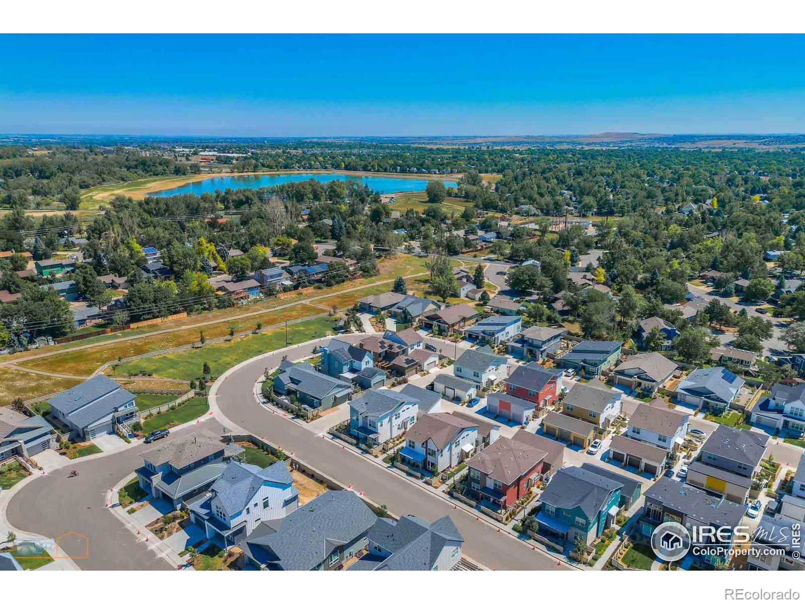 MLS Image #1 for 916  cimarron drive,lafayette, Colorado
