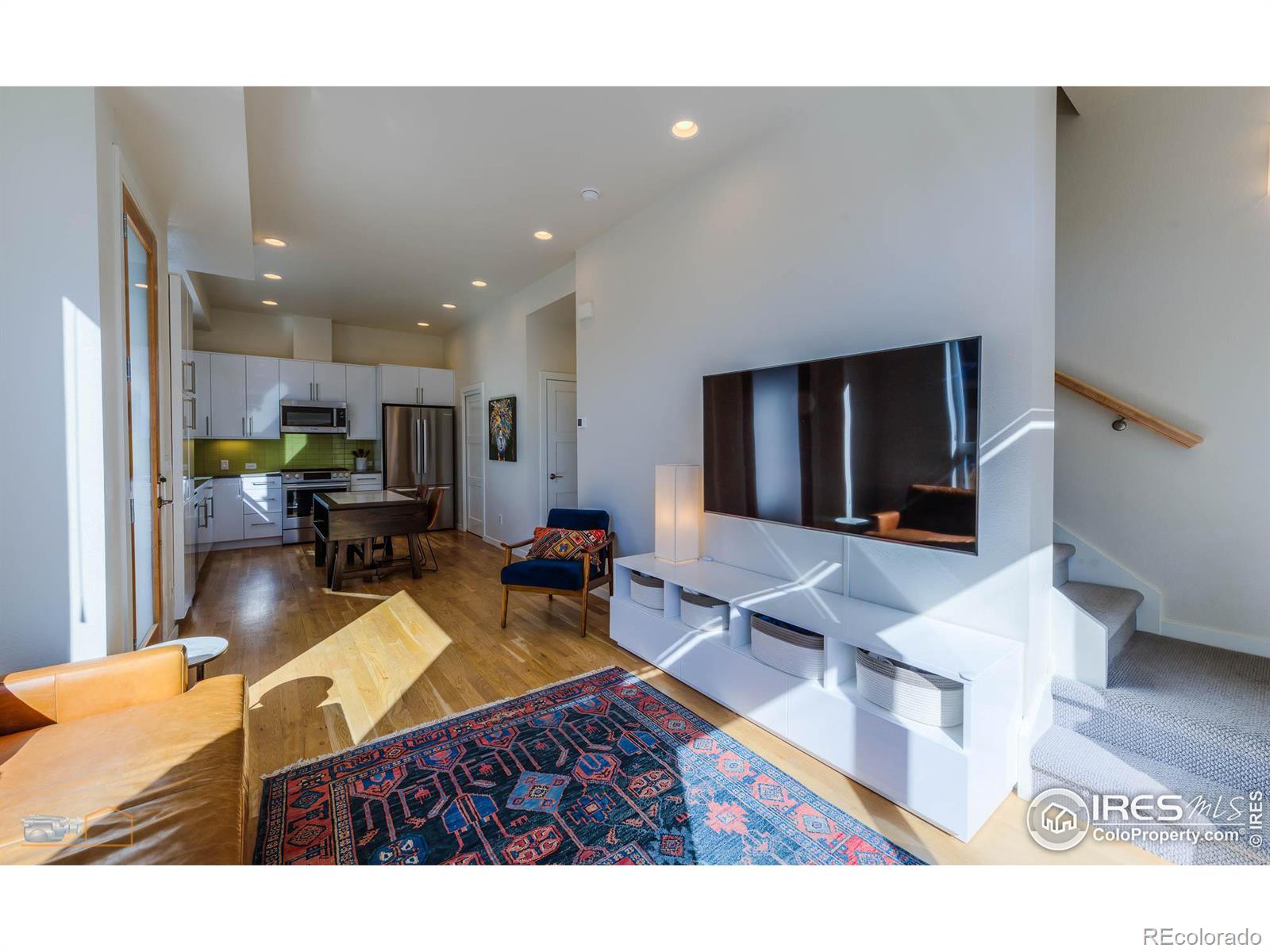 MLS Image #5 for 916  cimarron drive,lafayette, Colorado
