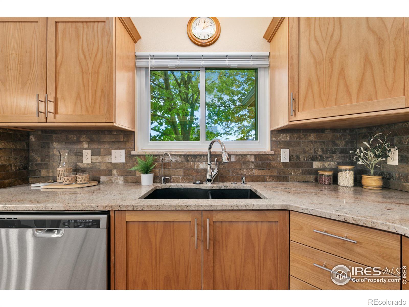 MLS Image #7 for 549  saturn drive,fort collins, Colorado