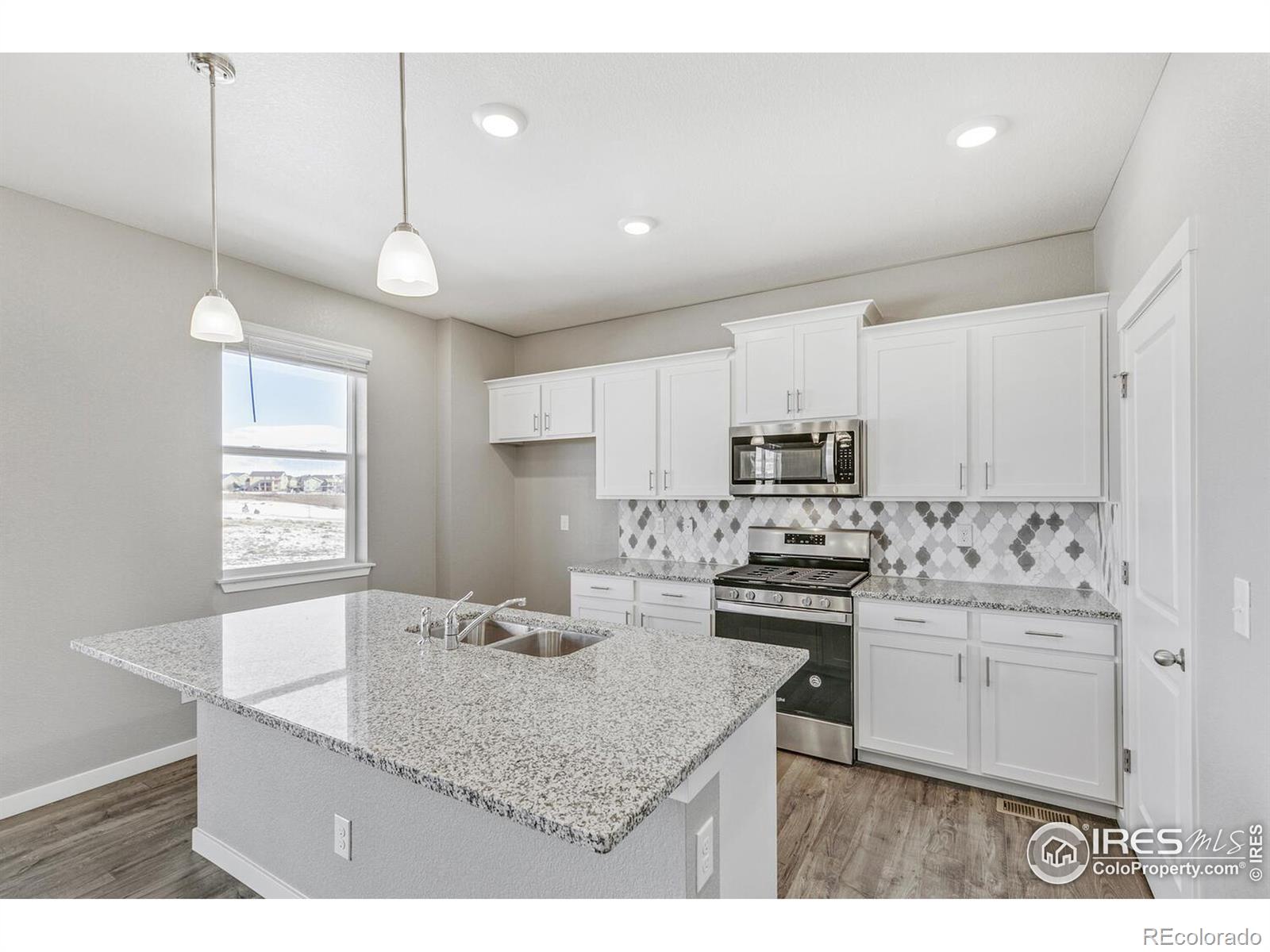 MLS Image #9 for 309 n 64th avenue,greeley, Colorado