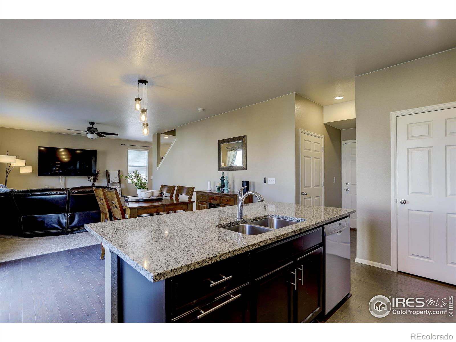 MLS Image #13 for 914  birchdale court,windsor, Colorado