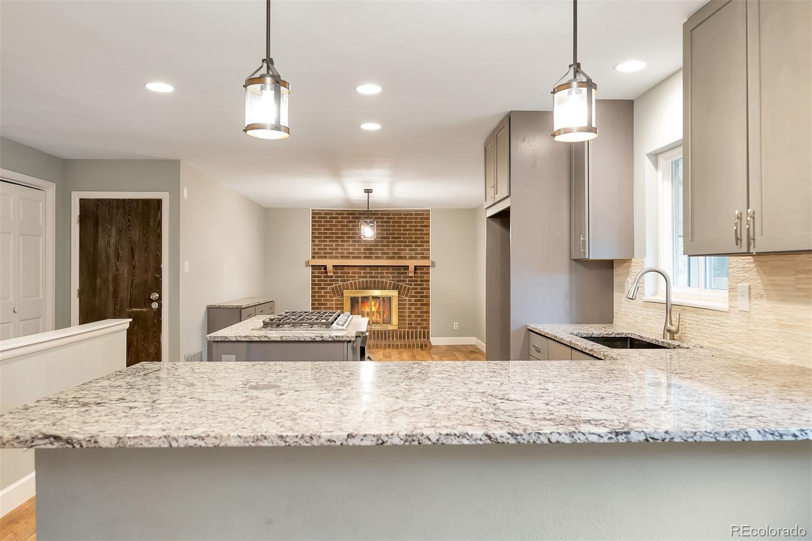 MLS Image #3 for 2515 s pagosa street,aurora, Colorado