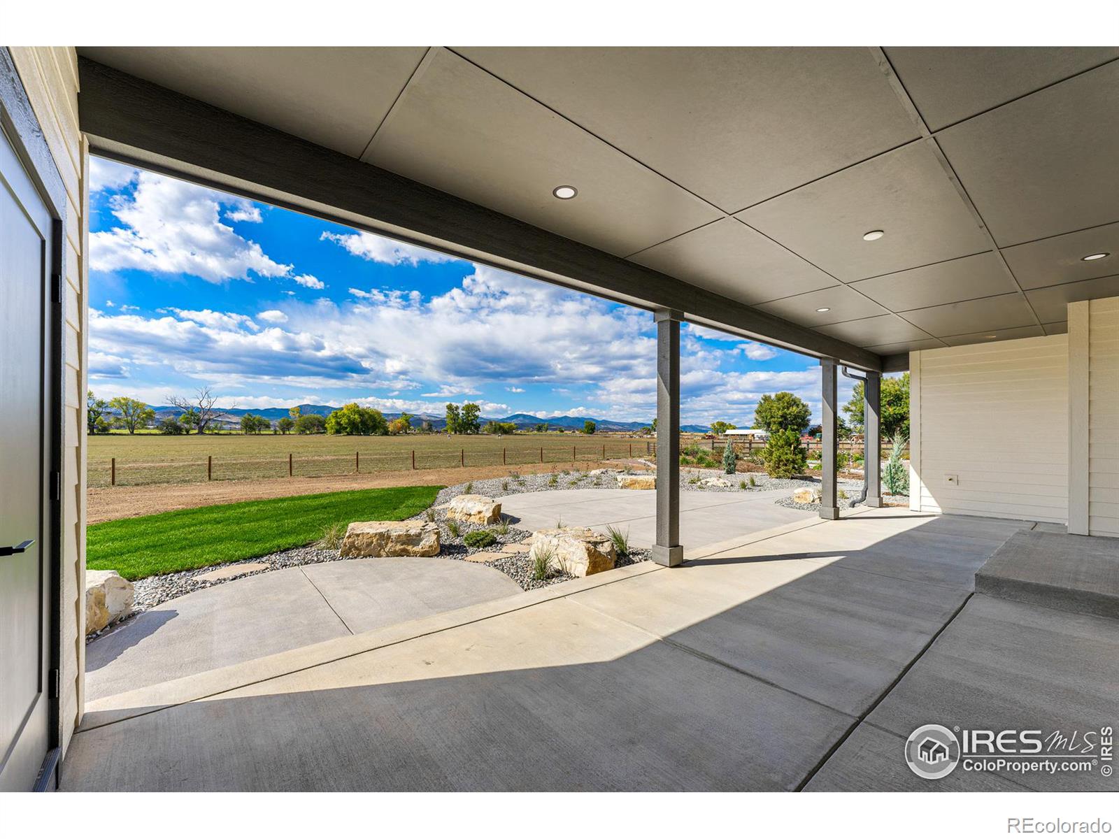 MLS Image #32 for 535  nesting eagles way,berthoud, Colorado