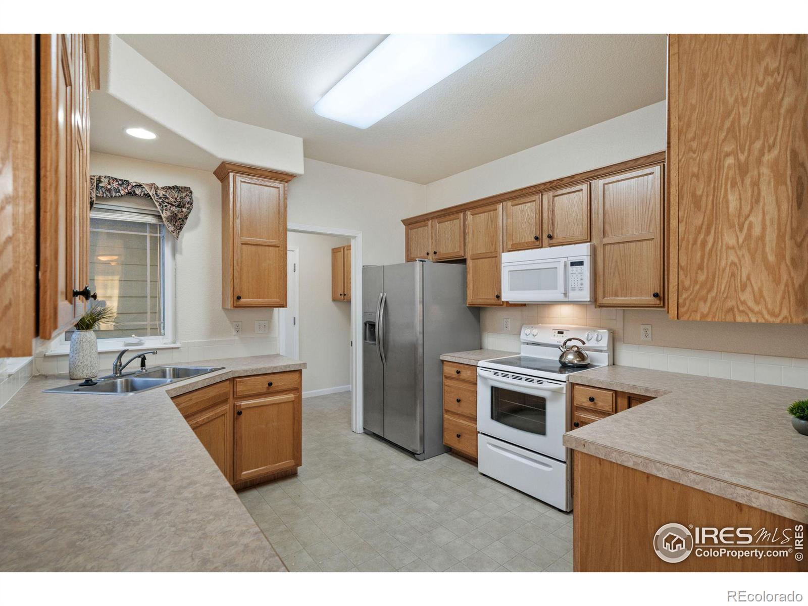 MLS Image #10 for 1415  sailcrest court,fort collins, Colorado