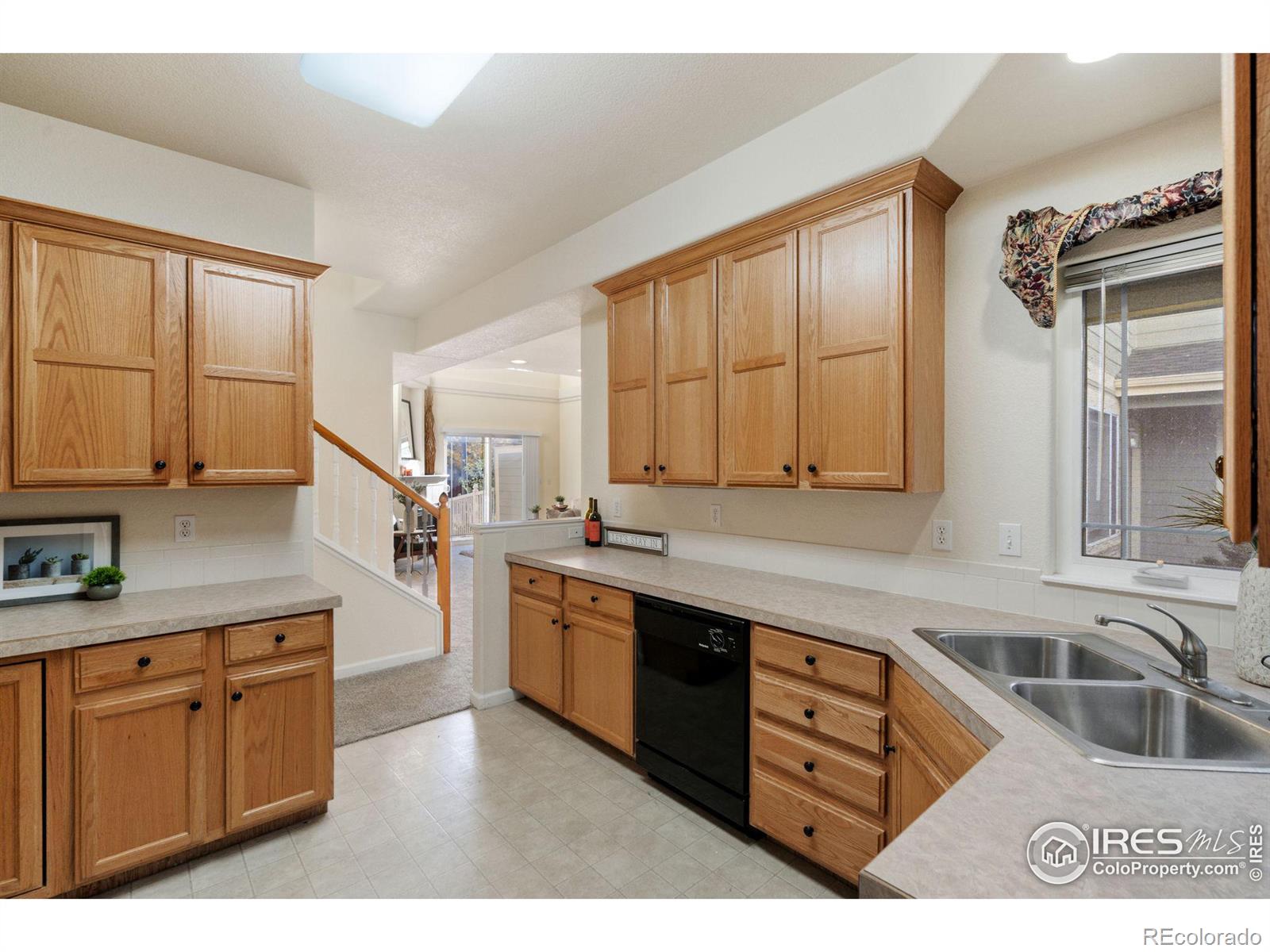MLS Image #11 for 1415  sailcrest court,fort collins, Colorado