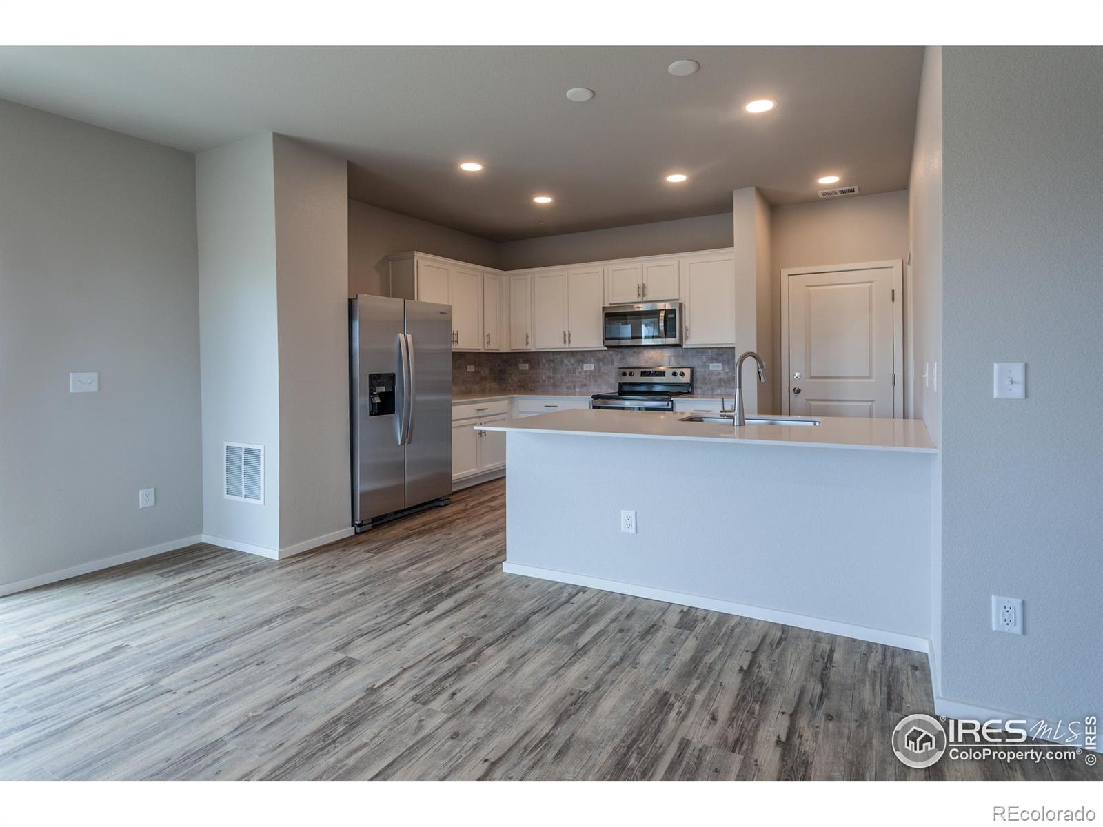 MLS Image #6 for 6721  4th st rd,greeley, Colorado