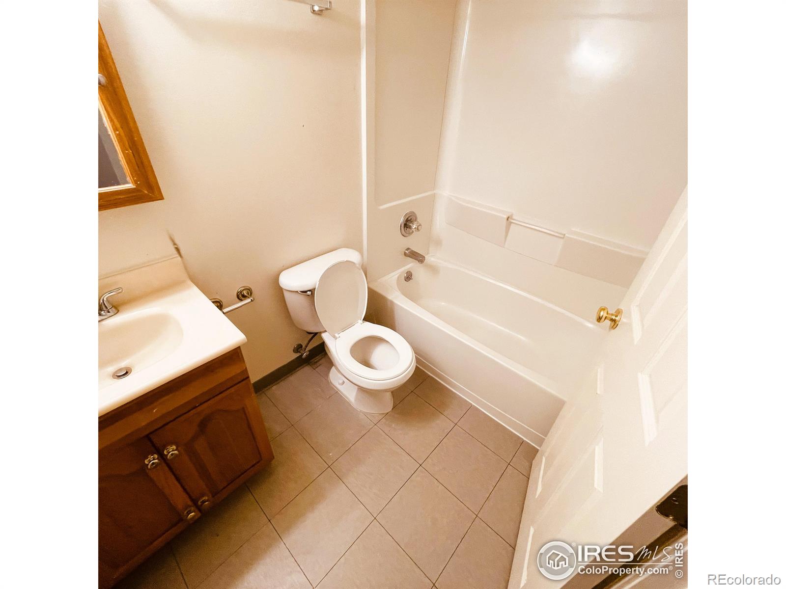 MLS Image #11 for 1317  darrell road,evans, Colorado