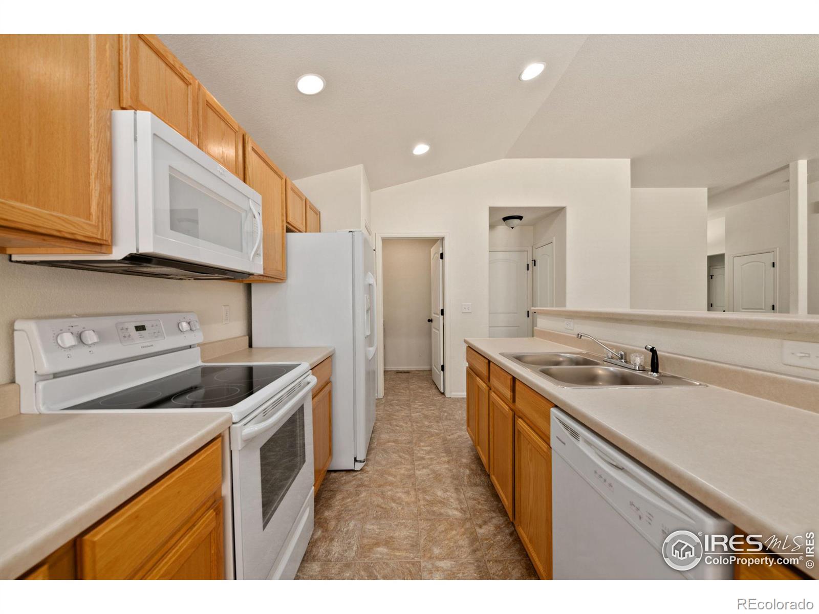 MLS Image #10 for 2932  aspen avenue,greeley, Colorado