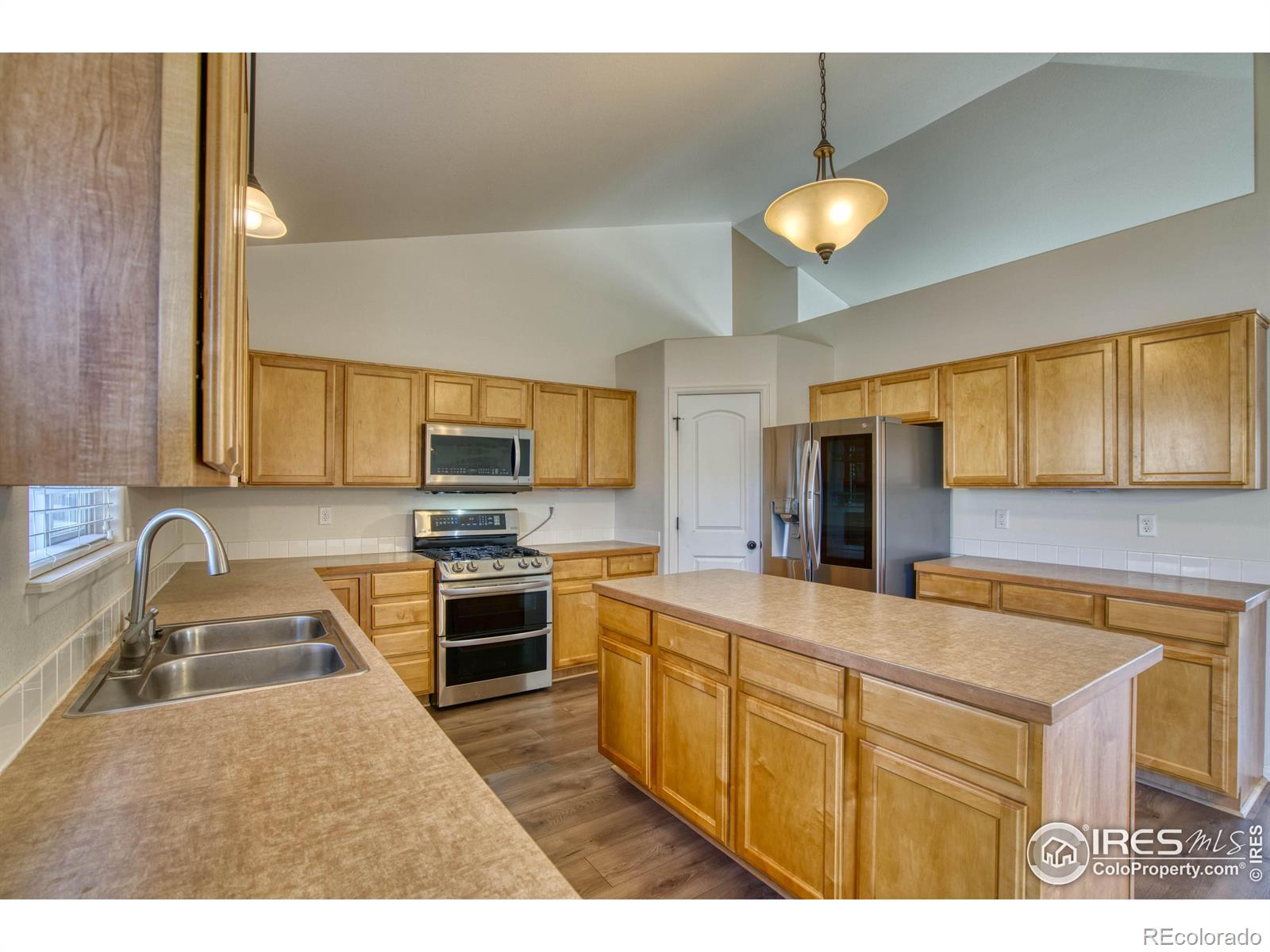 MLS Image #7 for 488  expedition lane,johnstown, Colorado