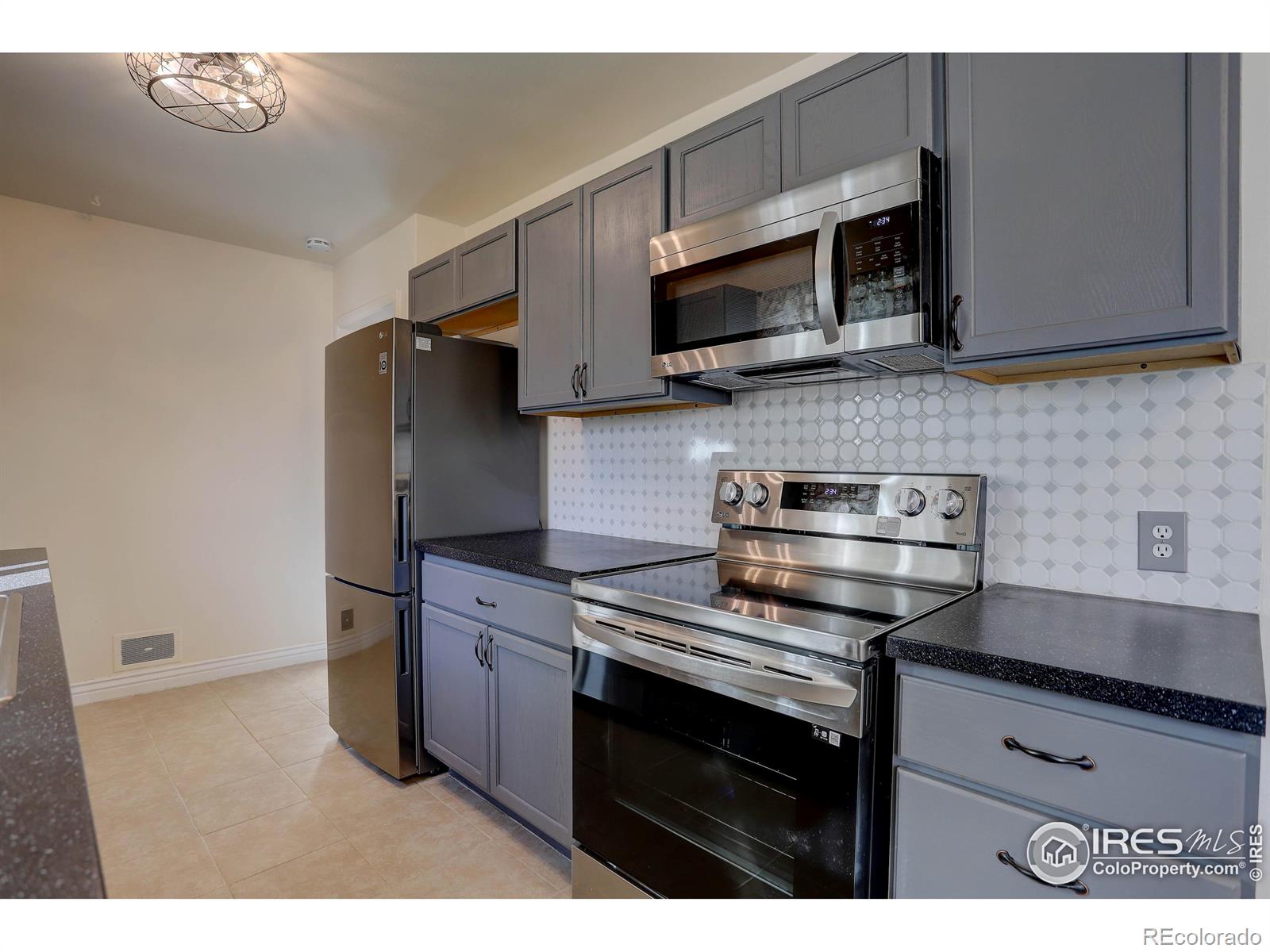 MLS Image #5 for 1511 s jackson street,denver, Colorado