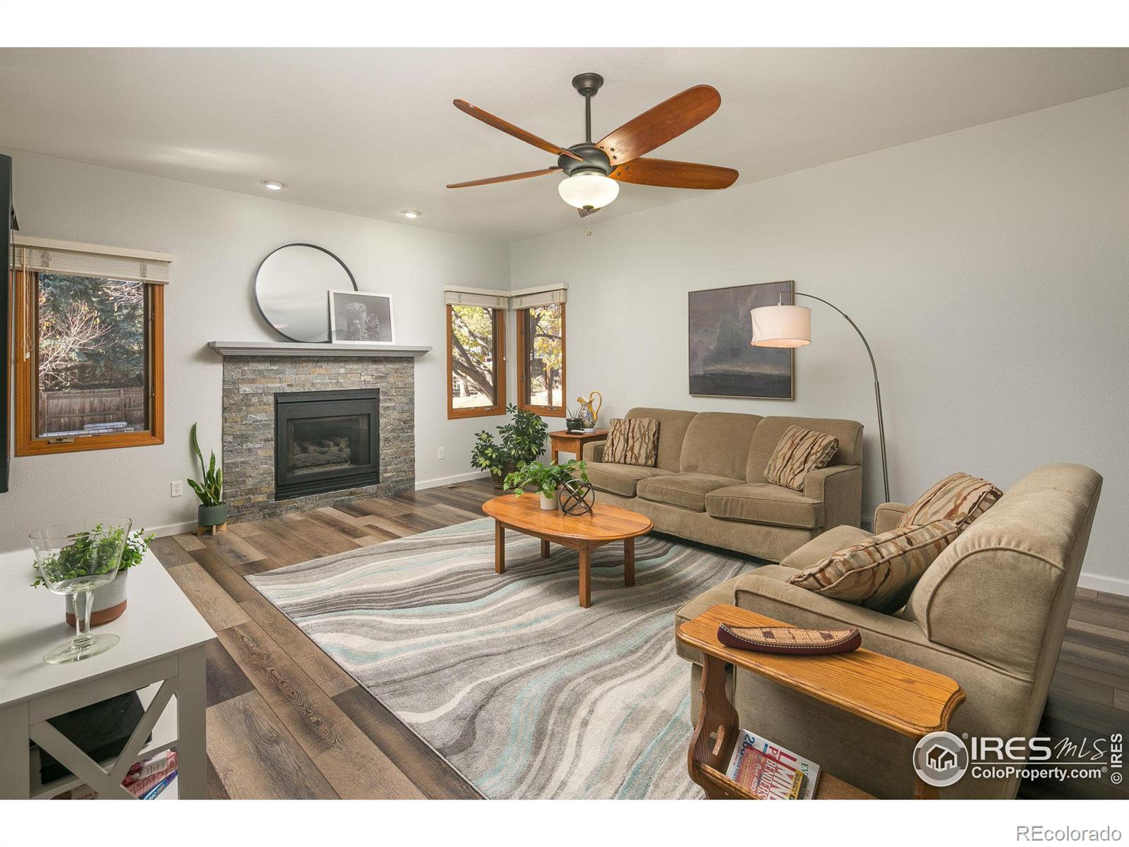 MLS Image #3 for 5633 n saint louis avenue,loveland, Colorado