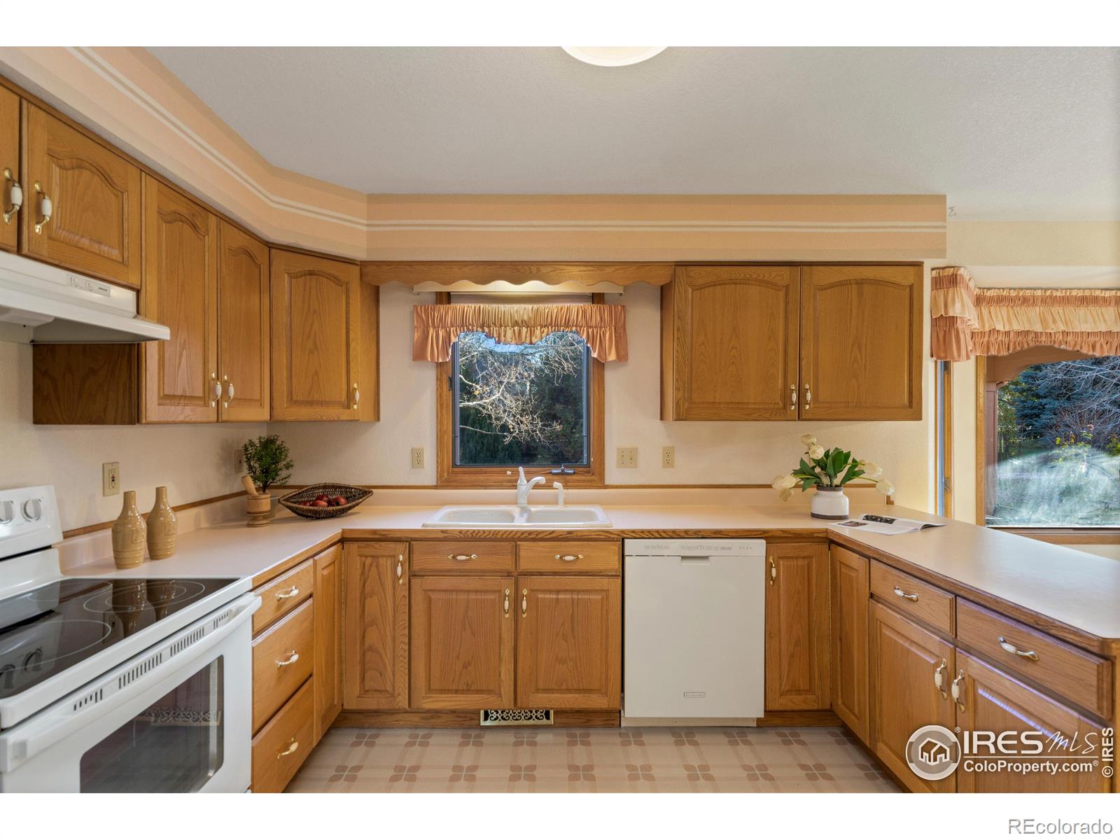 MLS Image #15 for 229  underwood drive,fort collins, Colorado