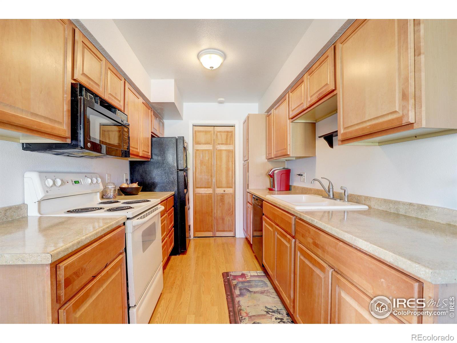 MLS Image #10 for 9826  lane street,thornton, Colorado