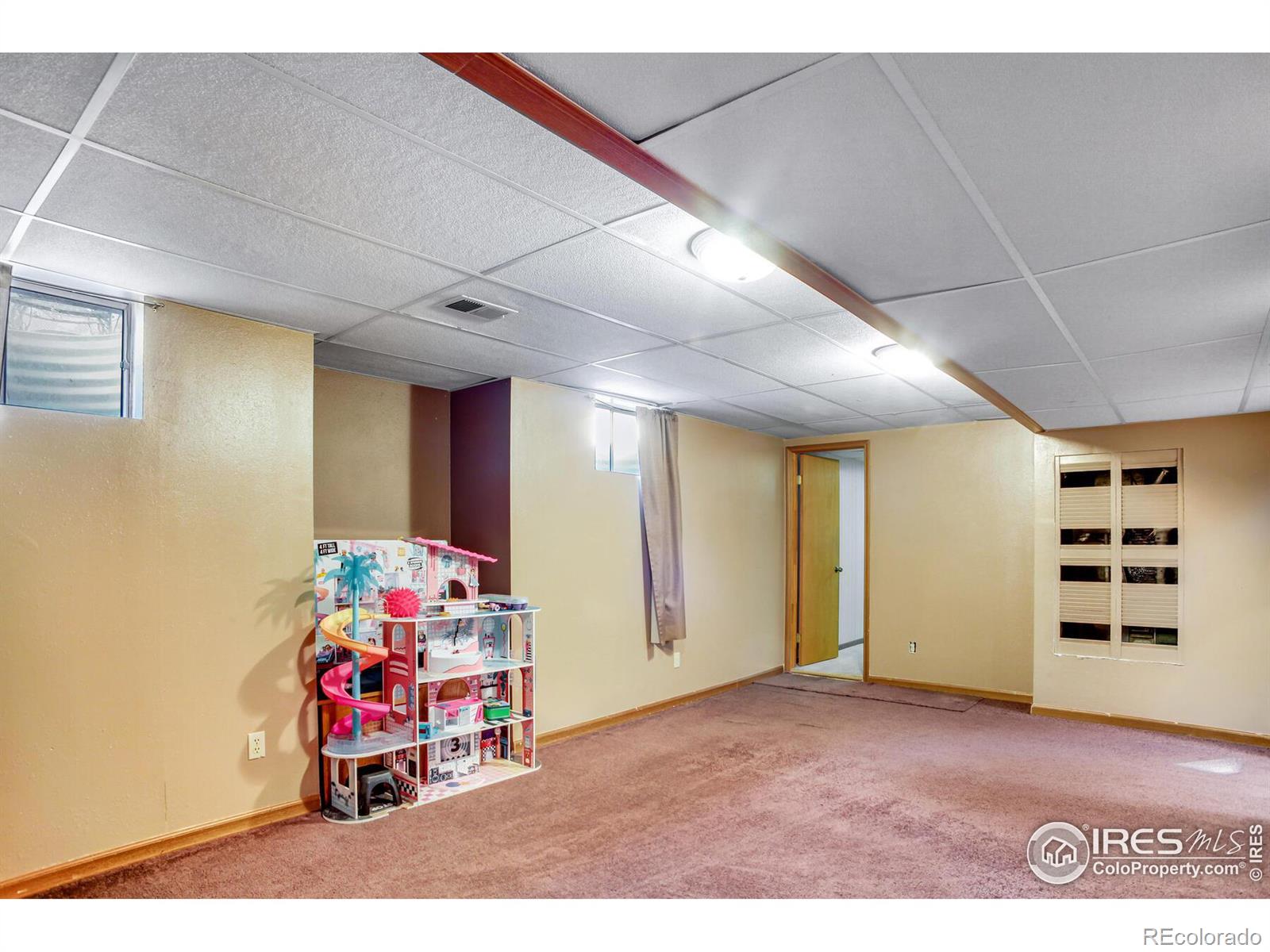 MLS Image #22 for 1993  43rd avenue,greeley, Colorado