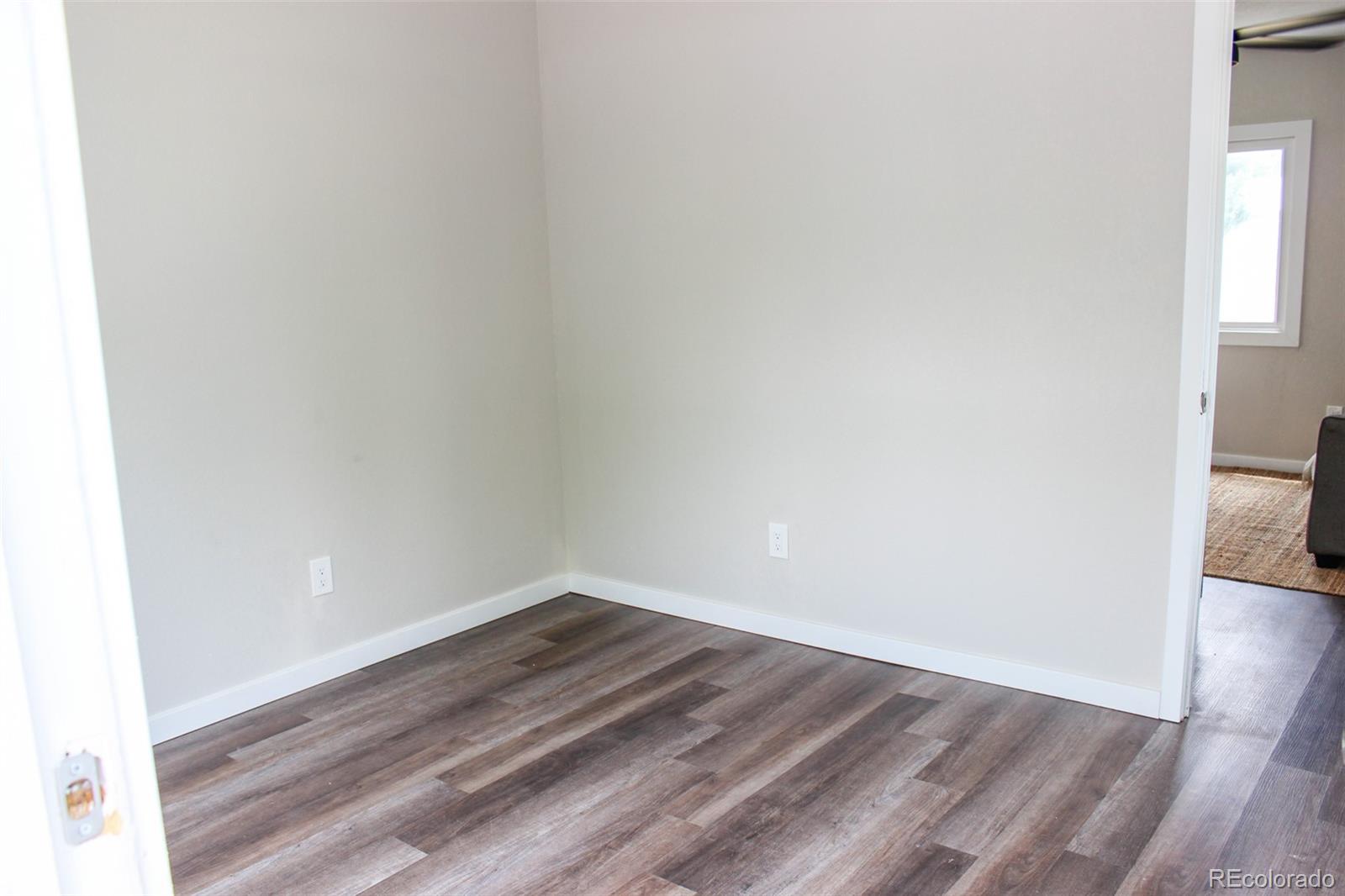 MLS Image #20 for 490  oak street,burlington, Colorado