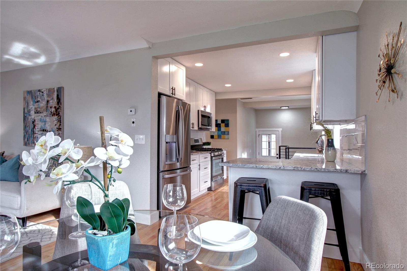 MLS Image #10 for 3060 s bannock street,englewood, Colorado