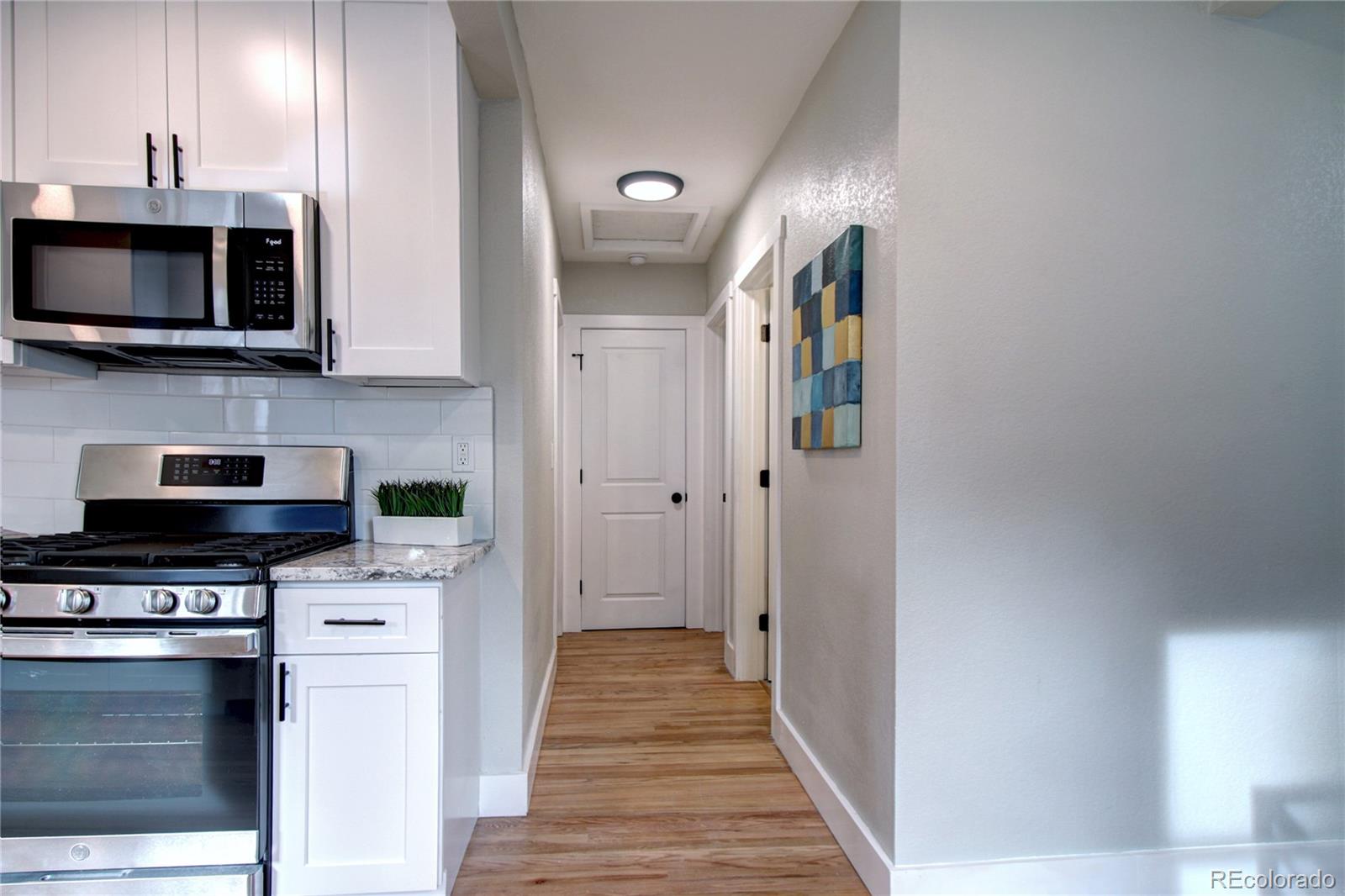 MLS Image #16 for 3060 s bannock street,englewood, Colorado