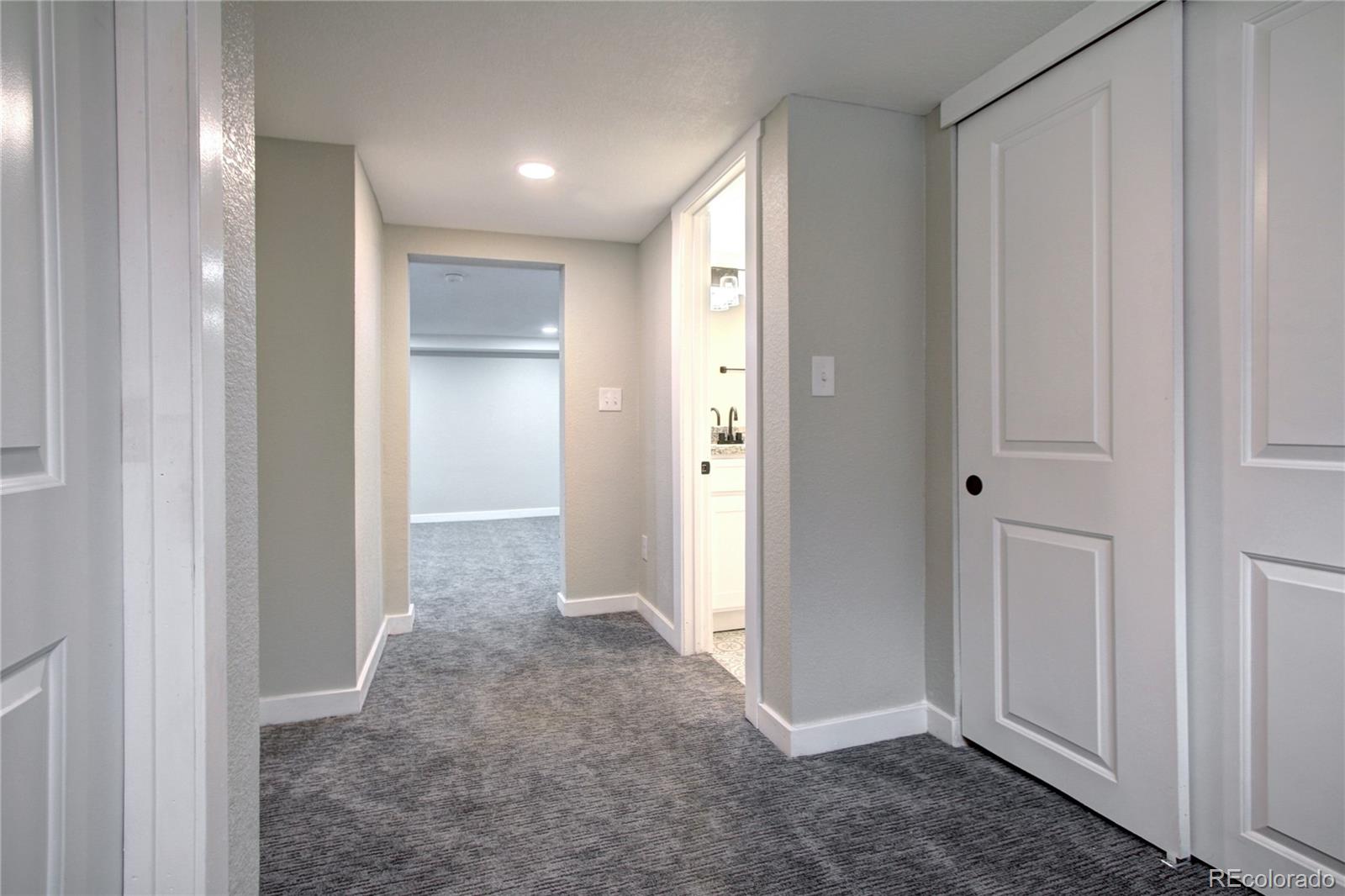 MLS Image #25 for 3060 s bannock street,englewood, Colorado