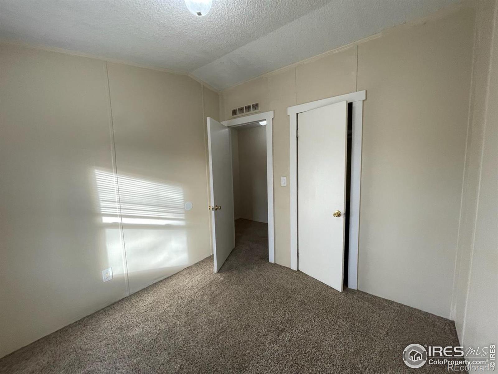 MLS Image #11 for 4400 s shenandoah street,greeley, Colorado