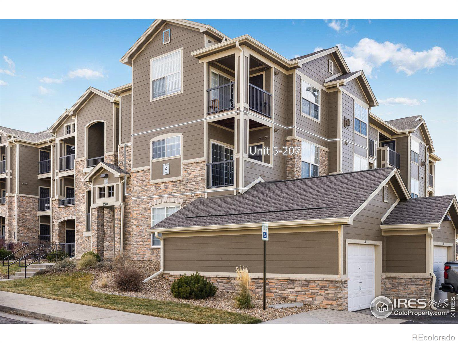 MLS Image #16 for 2900  blue sky circle,erie, Colorado