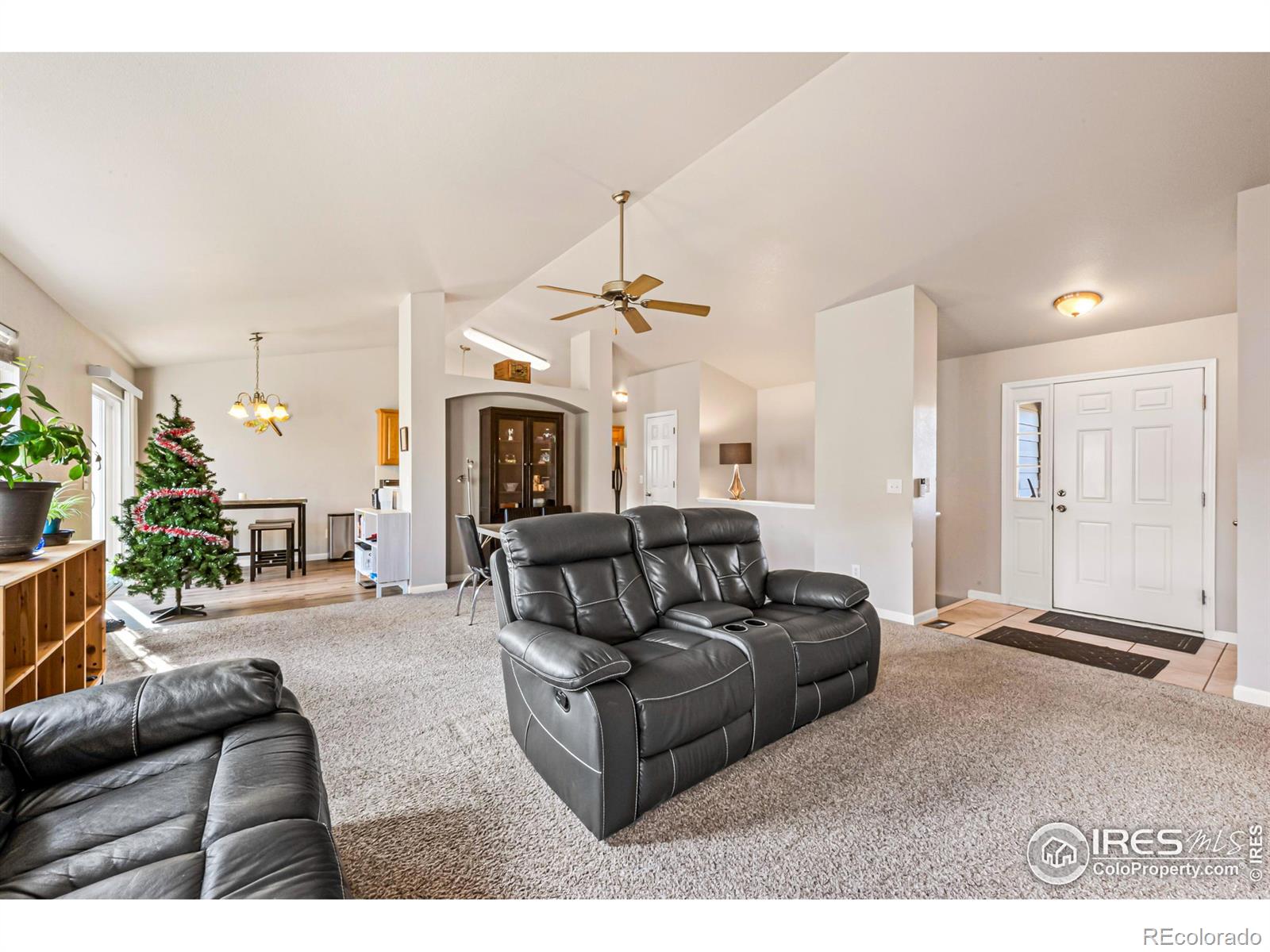 MLS Image #5 for 301  tartan drive,johnstown, Colorado