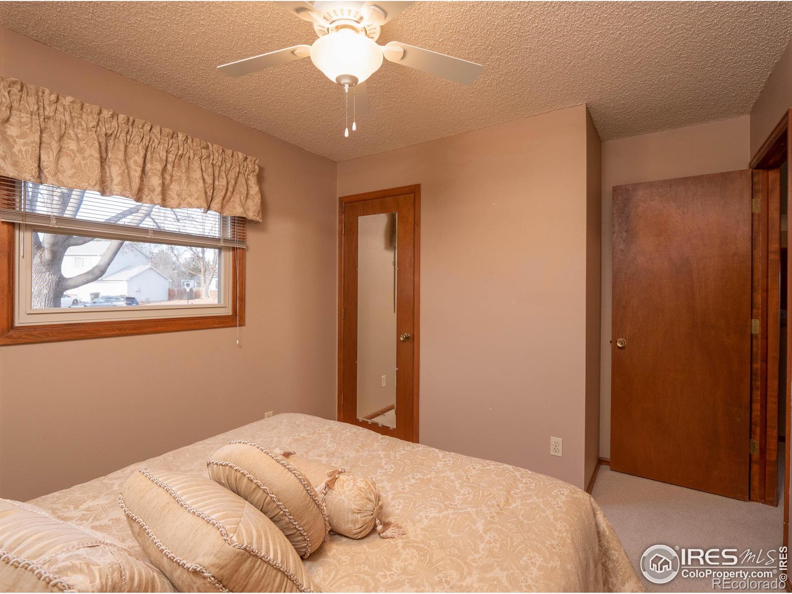 MLS Image #20 for 749  holmes place,berthoud, Colorado