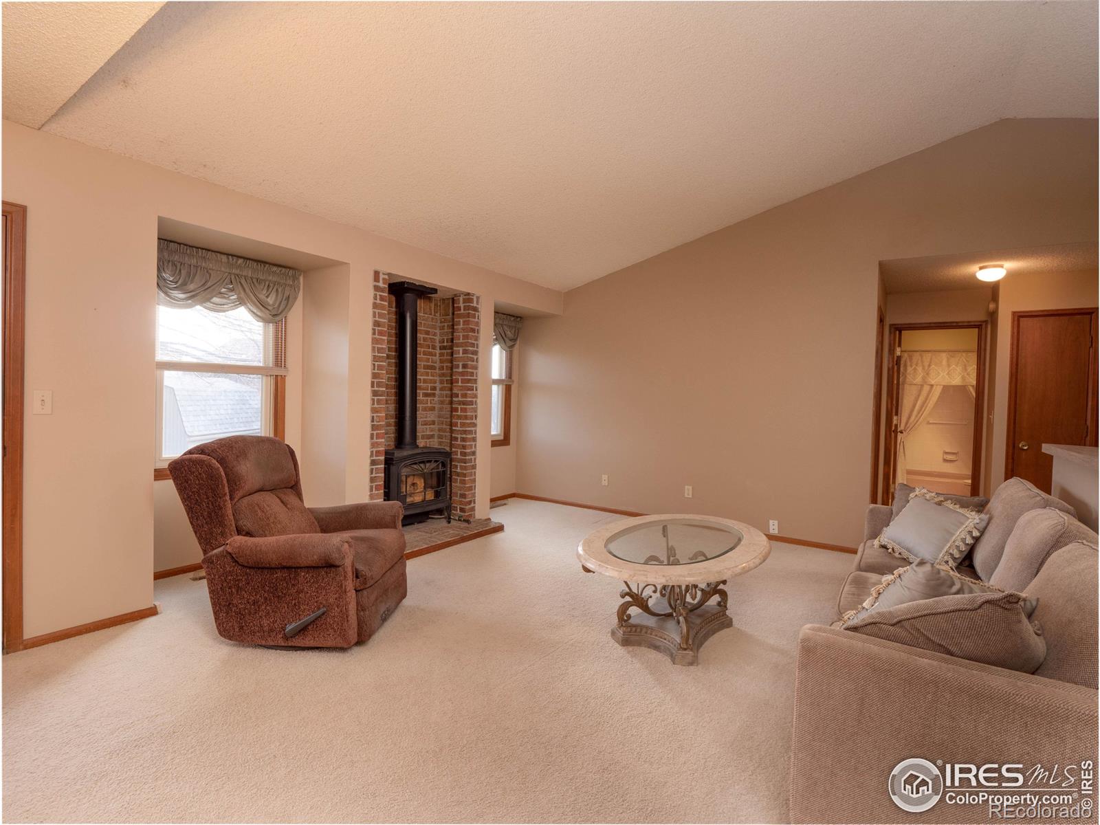 MLS Image #7 for 749  holmes place,berthoud, Colorado