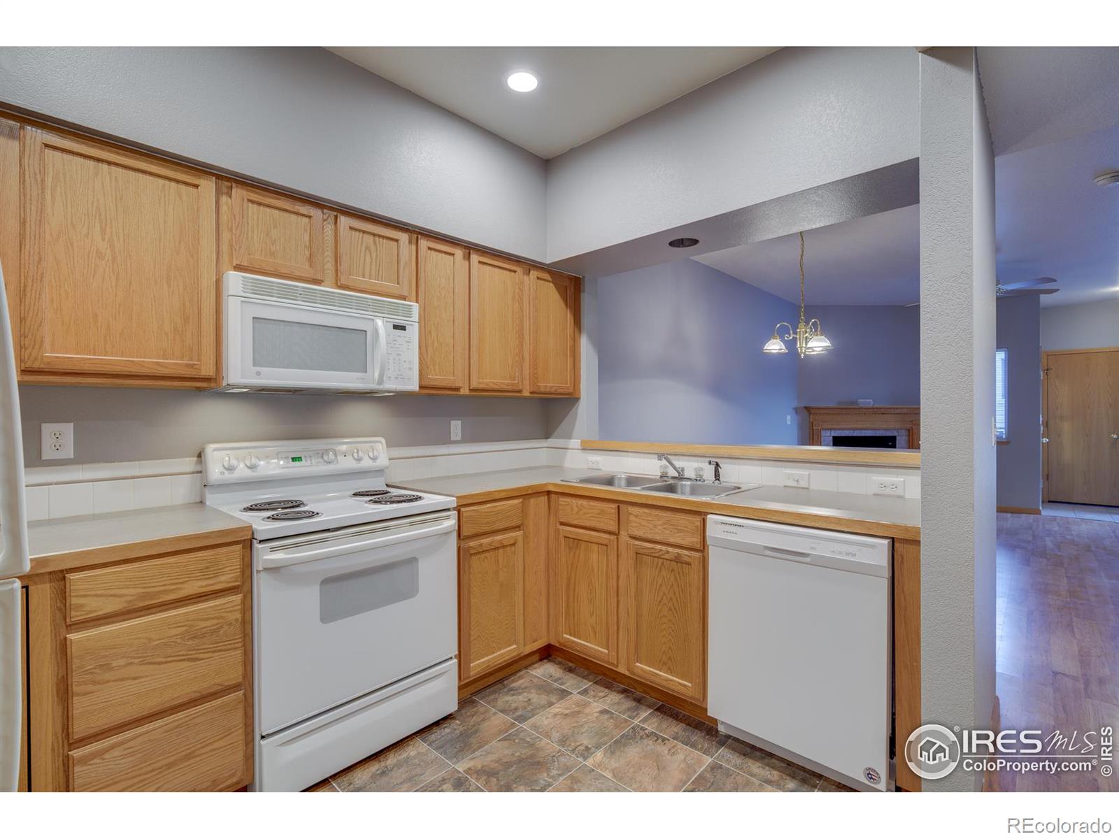 MLS Image #6 for 950  52nd ave ct,greeley, Colorado