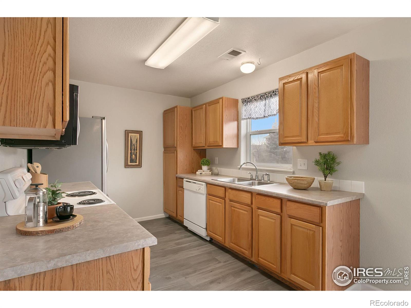MLS Image #10 for 802  waterglen drive,fort collins, Colorado